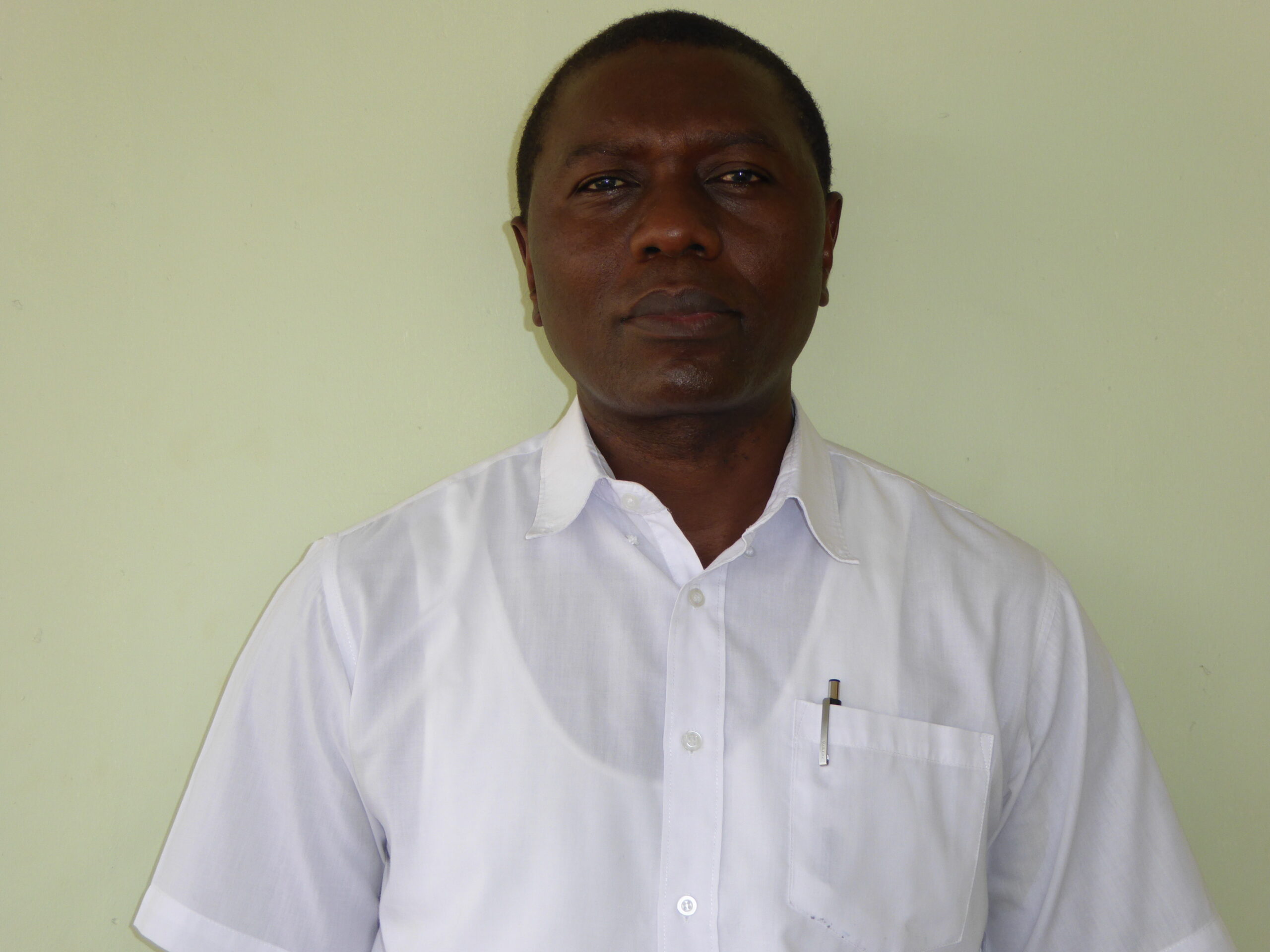 Dr Banza, orthopaedic surgeon in Malawi