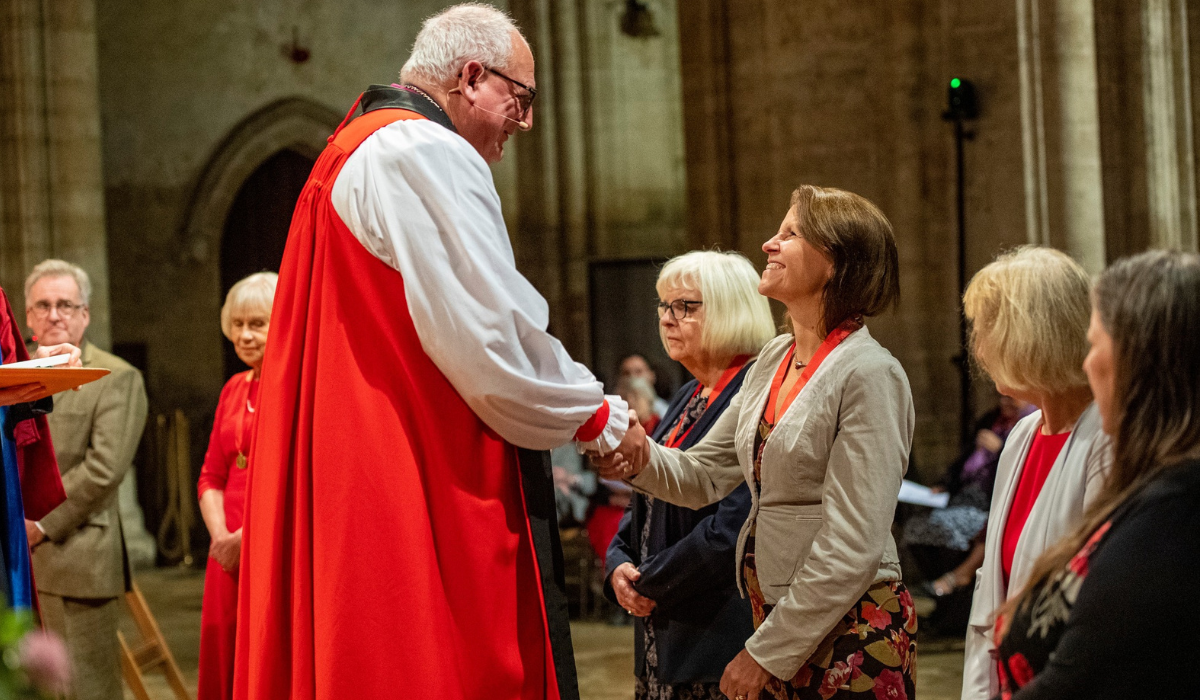 Kirsty being awarded the Etheldreda Medal from the Bishop of Ely on 15 October 2022